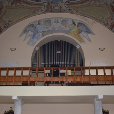 Dvojmanuálový organ s pedálom II / P / 12 (6+4+2)