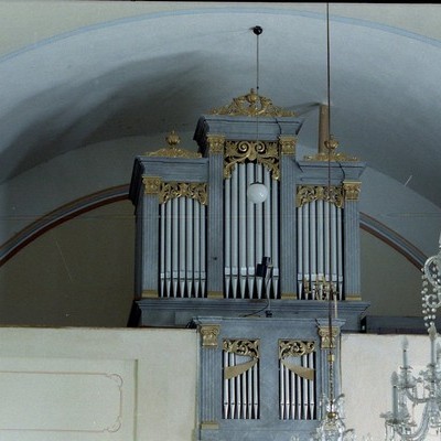 Jednomanuálový organ s pedálom I / P / 8 (6+2)