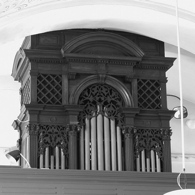 Organ v predchádzajúcej lokalite - Kostol sv. Benedikta, Ivanka pri Nitre, časť Lúky-Gergeľová.