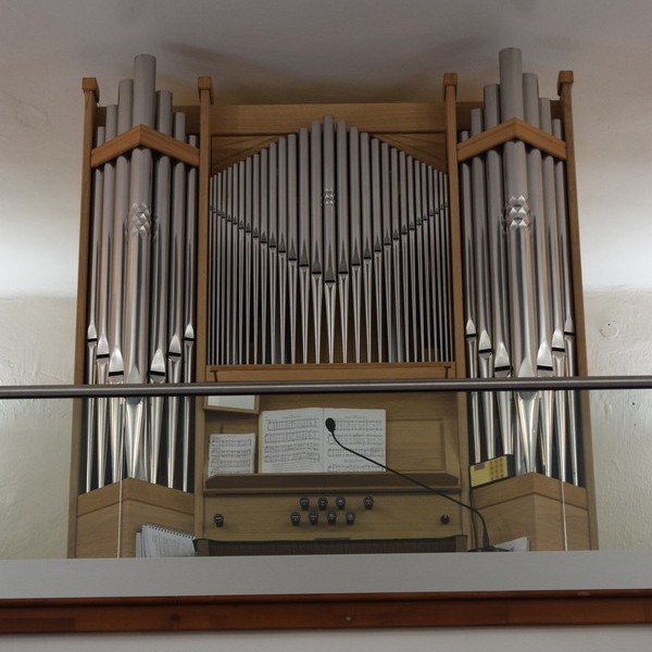 Jednomanuálový organ s pedálom I / P