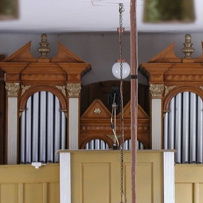 Jednomanuálový organ s priveseným pedálom I / (P) / 4