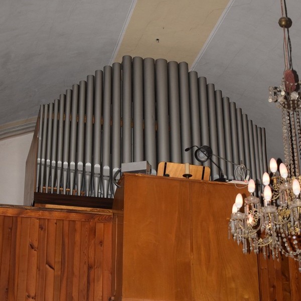 Jednomanuálový organ s pedálom I / P